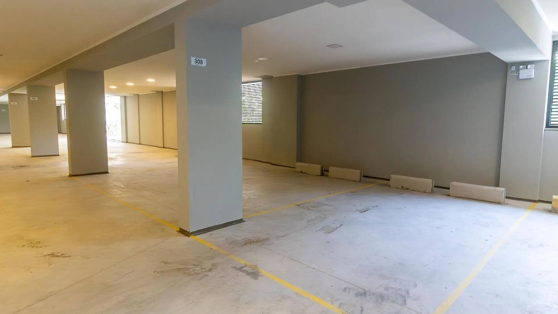 223F - Belissimo Apartamento Em Canto Grande Bombinhas