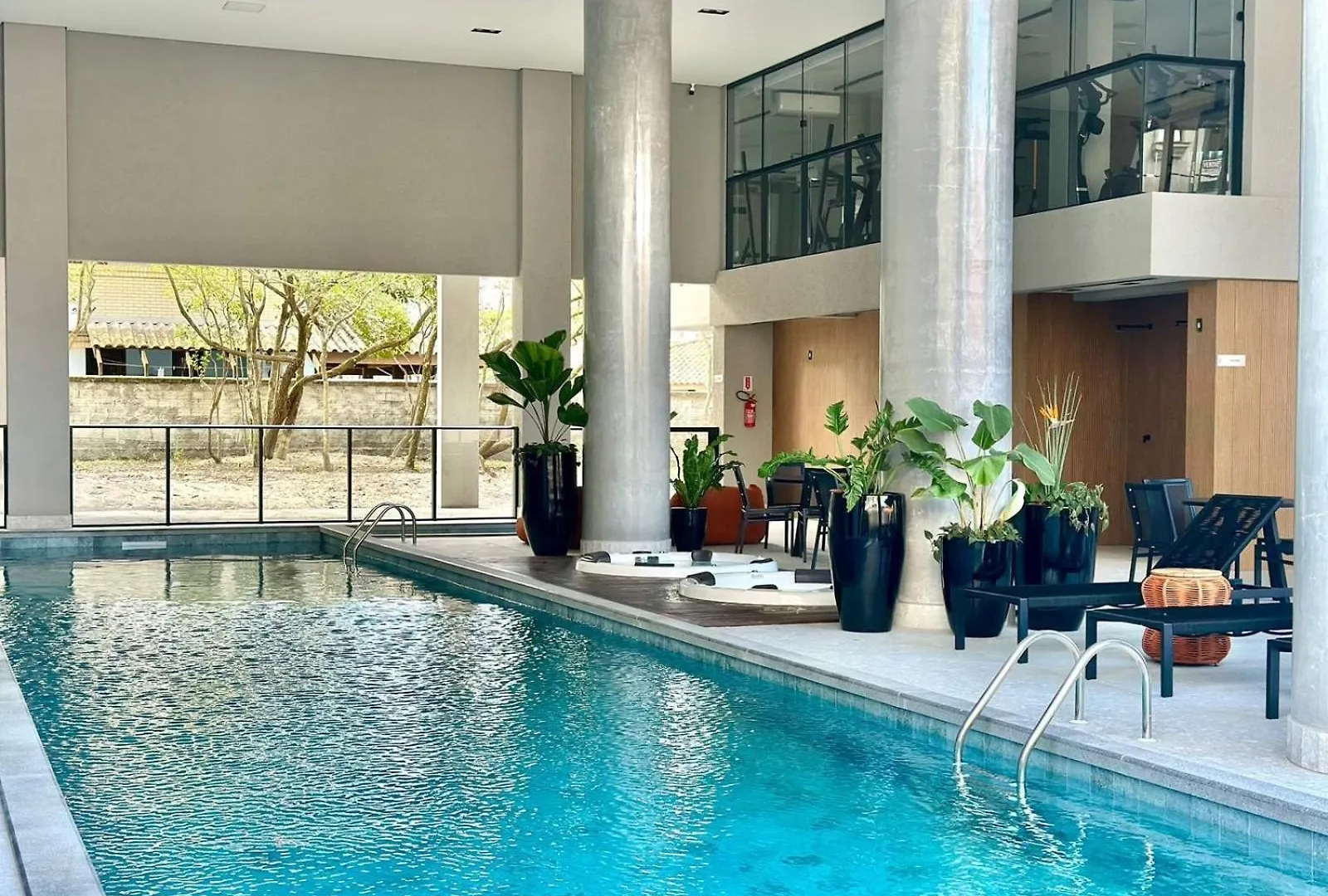 223F - Belissimo Apartamento Em Canto Grande Bombinhas